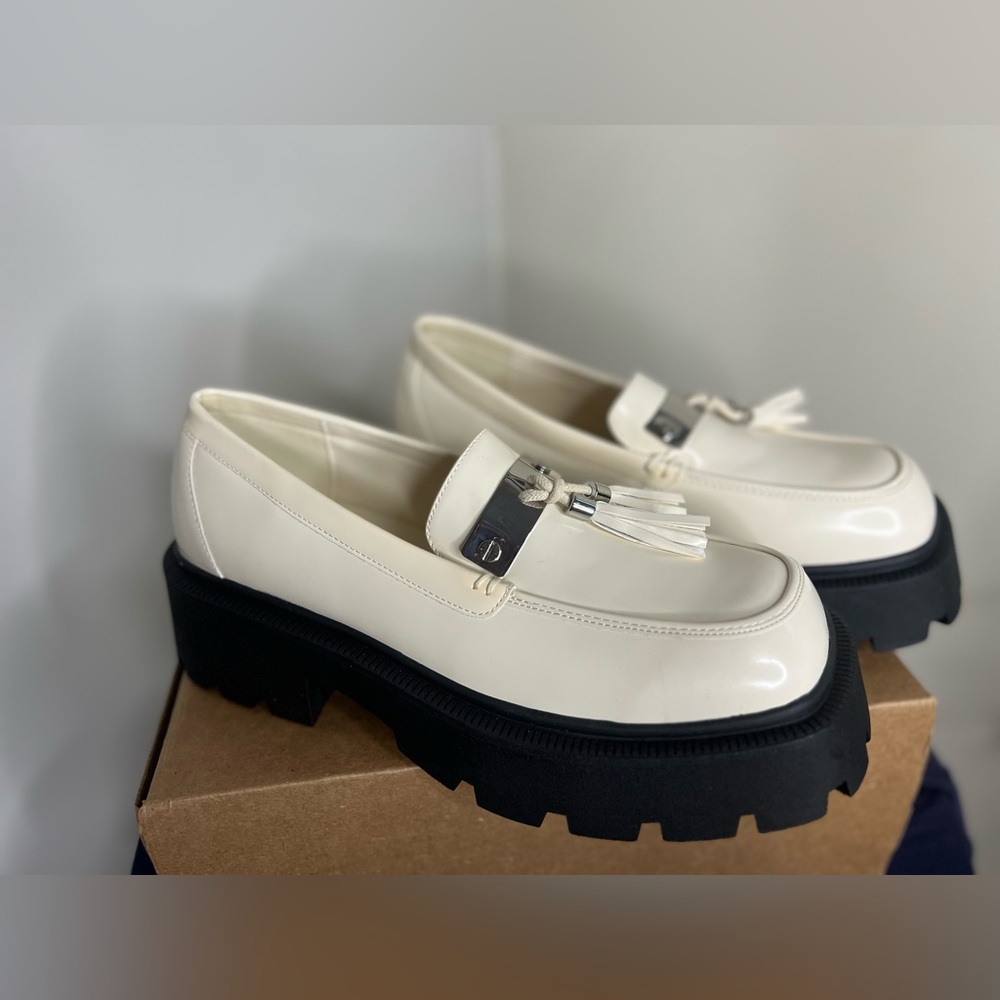 Brand New- ASOS Men chunky sole loafers , Cream, stylish, No original box
